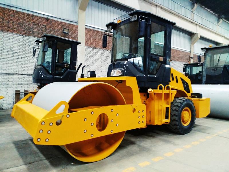 LG606H單鋼輪振動單驅全液壓壓路機_6噸壓路機-6噸壓路機-洛陽冠道機械有限公司 6噸壓路機