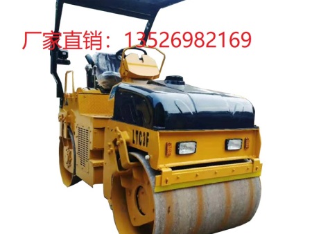 雙鋼齒輪傳動3噸壓路機